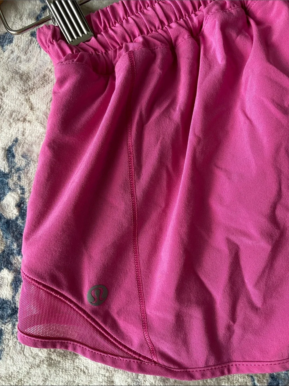 Lululemon Athletica Women’s Pink Hotty Hot Shorts with Elastic Waist